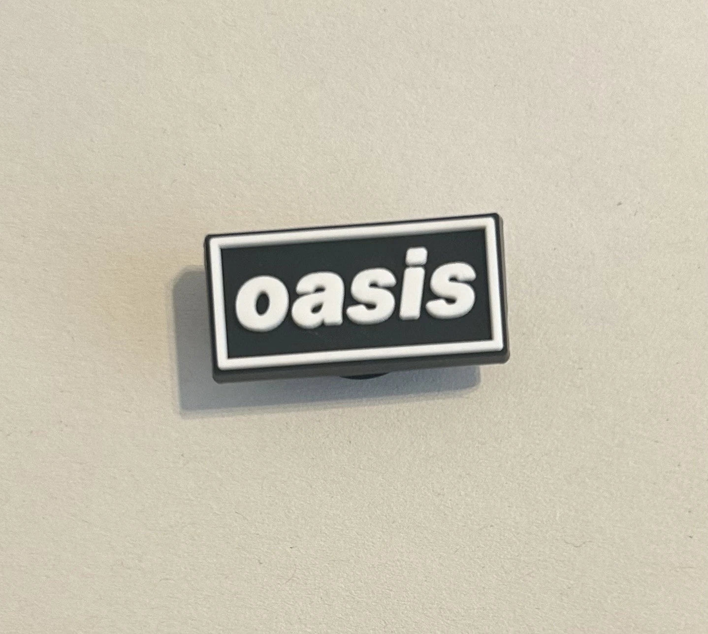 Oasis Logo Shoe Charm